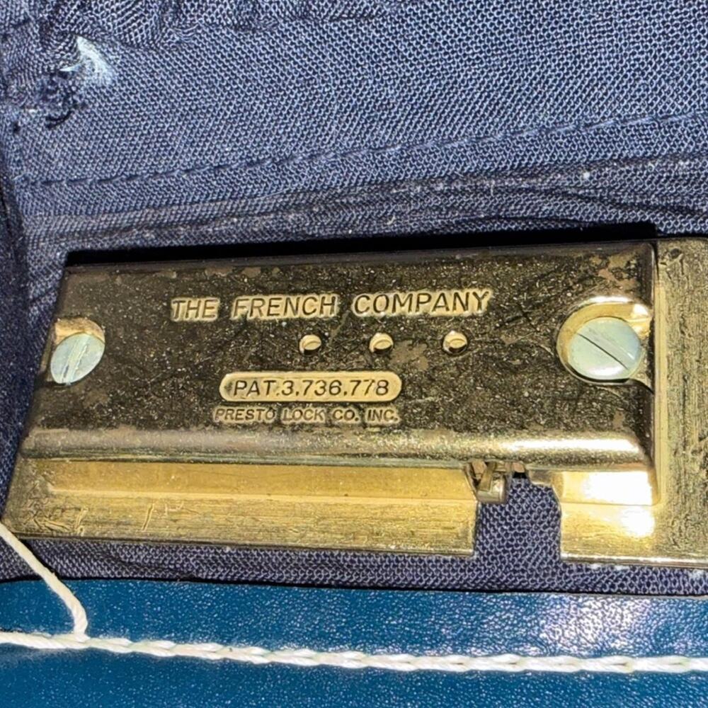 Vintage French Luggage Co. Floral Tapestry Suede Trim Travel Case with Lock - Picture 7 of 8